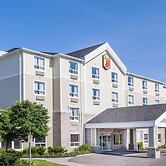 Super 8 by Wyndham Peterborough