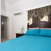 New Kingston Guest Apt at Fairway