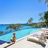 Shoreline Apartments