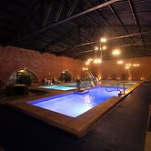 Quindeloma Art Hotel And Gallery