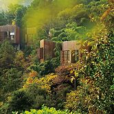 Meijie Mountain Hotspring Resort