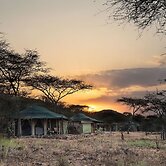 Ole Serai Luxury Camp