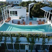 Ocean Zen Suites on 5th Avenue - Adults Only