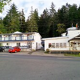 Sea Raven Motel