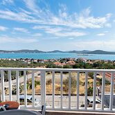 Cunda Piano Otel (+13 Adult Only)