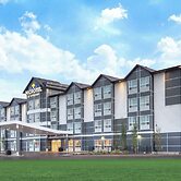 Microtel Inn & Suites By Wyndham Fort Mcmurray