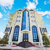 Hotel Luani Arte