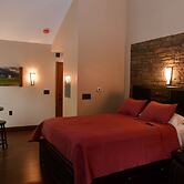 The Fields of Eden Inn