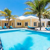 Sprat Bay Luxury Villa