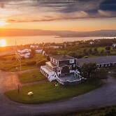 Edge of the Avalon Inn