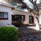The Hedge Guesthouse