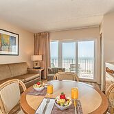 Reges Oceanfront Resort