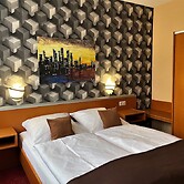 Hotel Stadt Hamburg am Fluss Saarbrücken
