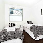 Broadway in Elwood on the Canal