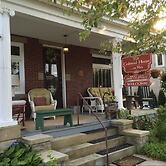 Colonial House on Main