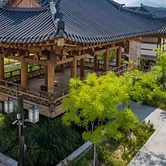 Hanok stay NAMWONYECHON by Kensington