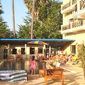 Blue Diamond Guest House - Hostel