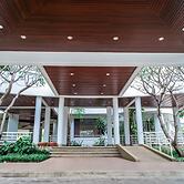 Sandy Beach Condo 17D