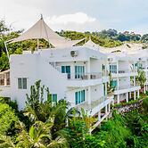 Chalong Hill Tropical Garden Homes