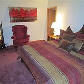 Slopeside Chalet - 6 Bedrooms Home