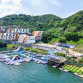 W Jiwoo Resort