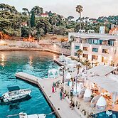 Kalamota Beach House