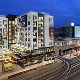 Moxy Denver Cherry Creek