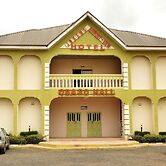 Jokems Airport View Hotel - Adults Only