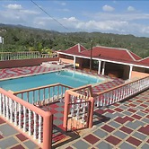 Paradise Reggae Resort