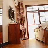 Celebrity  Apartment Hotel