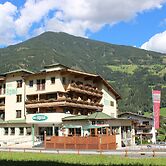 Hotel Alpina