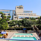 Grand Royal Swiss Hotel