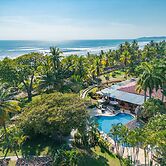 Sunset Del Mar Resort
