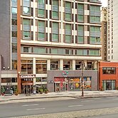 Cambria Hotel Philadelphia Downtown - Center City