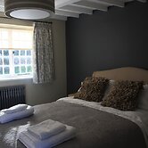 The Three Horseshoes Warham