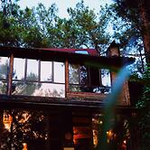 Kayserkaya Cottages & Camping