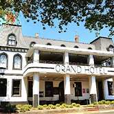 Healesville Grand Hotel
