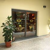 Hotel Karol