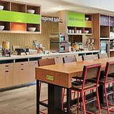 Home2 Suites by Hilton Chicago McCormick Place