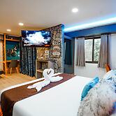 CLOCKWORKORANGE Luxury Suites