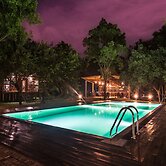 Eighth Wonder Resort