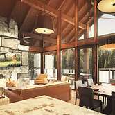 Copper Creek Villas & Cabins at Disney's Wilderness Lodge