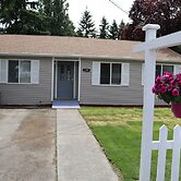 Quiet Clean and Comfortable Room