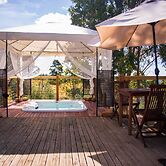 Avalon Private Spa Villa - Adults Only