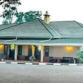Mountains of the Moon Hotel