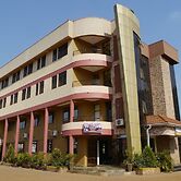 Rosaline Suites Hotel