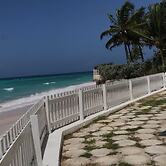 Maxwell Beach Apartment