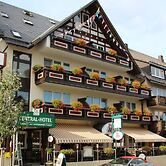 Central Hotel