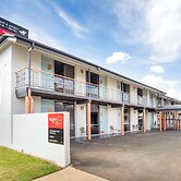 Nightcap at Horse and Jockey Hotel Warwick