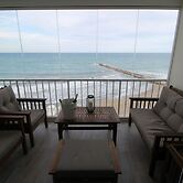 Sea front - Stunning views